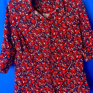 Fitted button up shirt, Small, New York & Co; Great condition/gently used